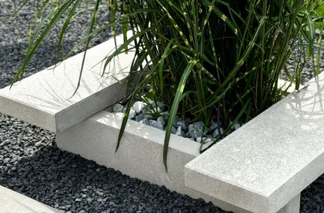 Jak samodzielnie stworzyć ogród z palisadami?