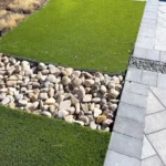 Jak płyty brukowe wpływają na mikroklimat ogrodu